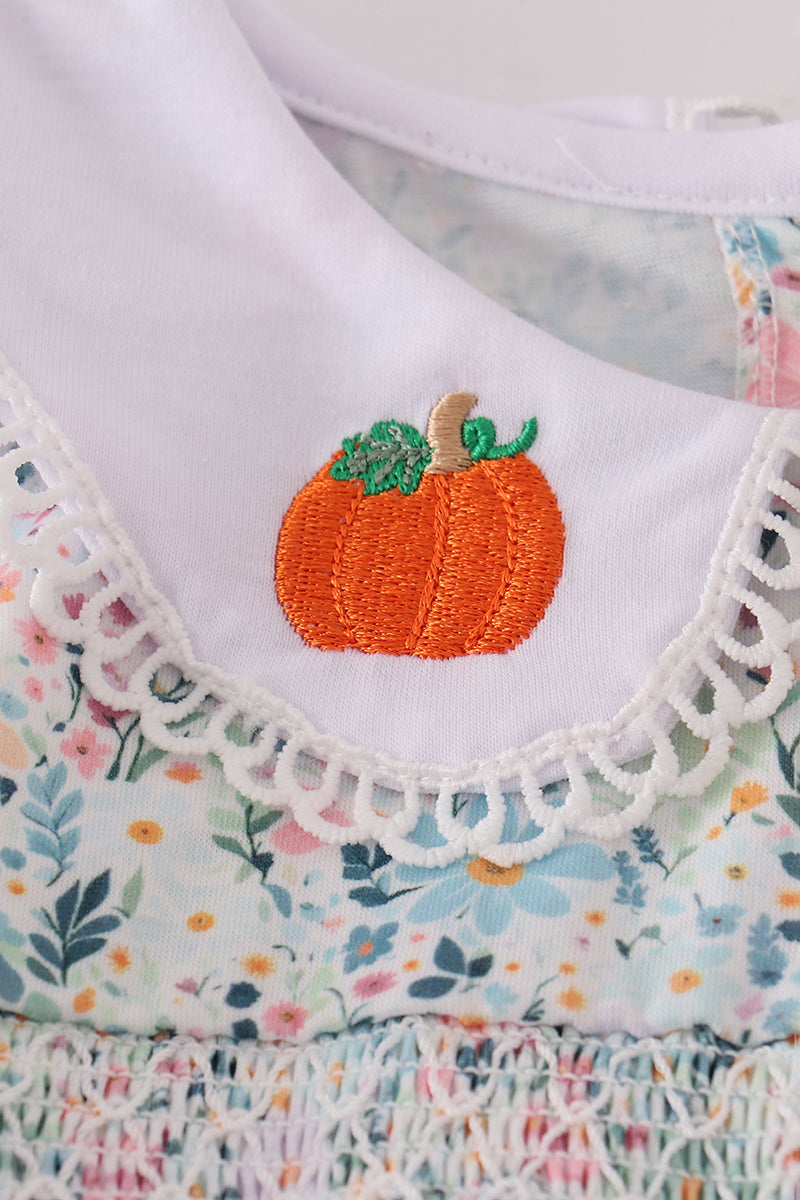 Green floral pumpkin embroidery smocked ruffle pants set